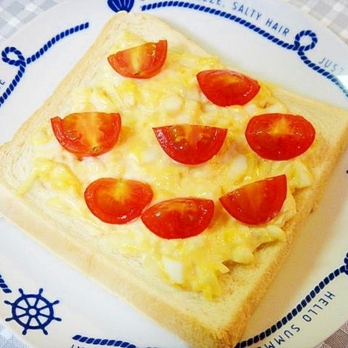 ミニトマトの卵トースト